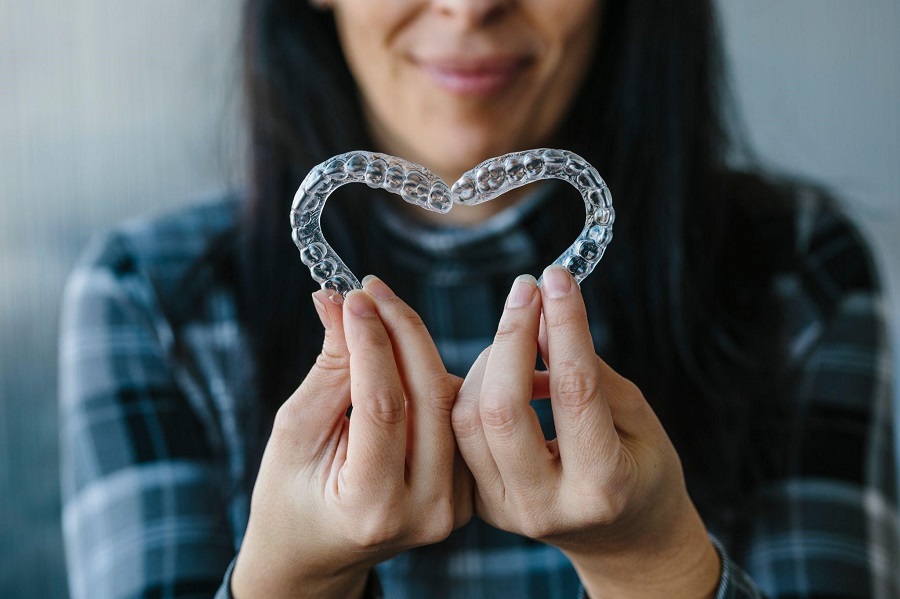 Straighten Your Smile With Invisalign